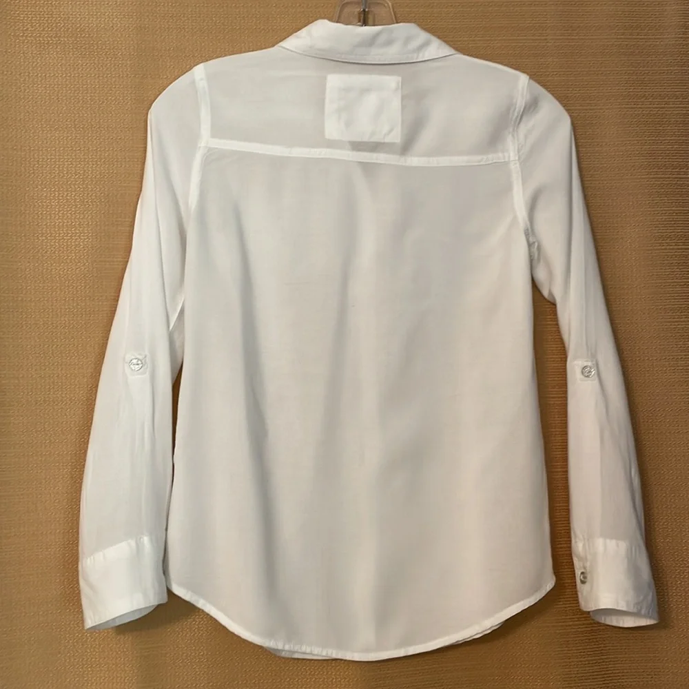 JUSTICE GIRLS SHIRT.